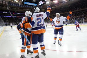 NHL: New York Islanders vs. New York Rangers (Okposo)