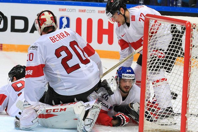 MS 2016, Česko-Švýcarsko: Martin Zaťovič - Reto Berra (20), Robin Grossmann (77)