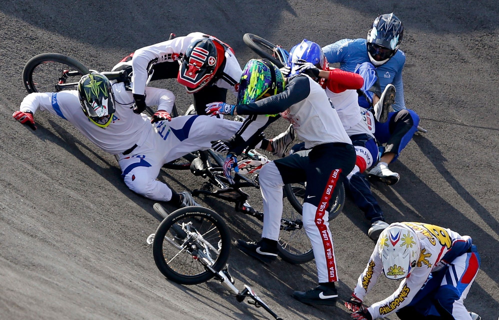 Kolize a havárie v bmx na OH 2012