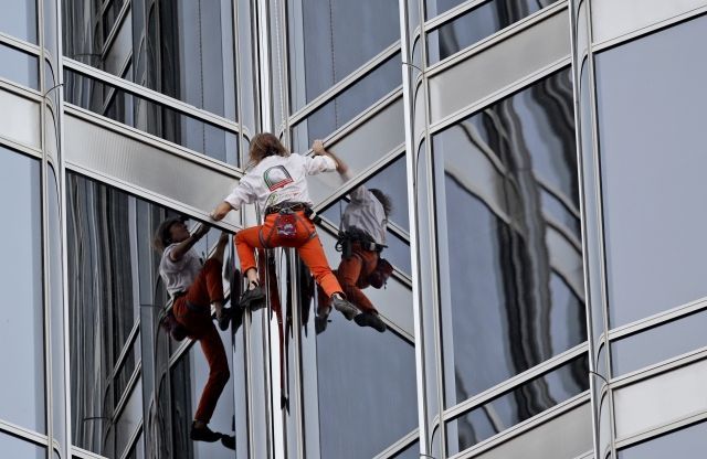 Alain Robert v Dubaji