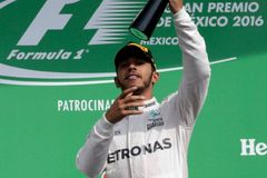 Rosberg zůstává v klidu, triumf Hamiltona mu vítr z plachet nebere. Vettel přišel o třetí místo