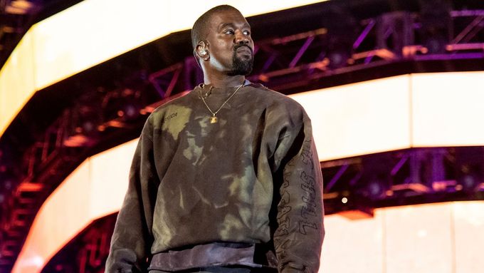 Kanye West letos vydá ještě vánoční album Jesus is Born.