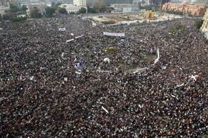 Egypťané vyrazili na "milionový pochod", v ulicích Káhiry je plno
