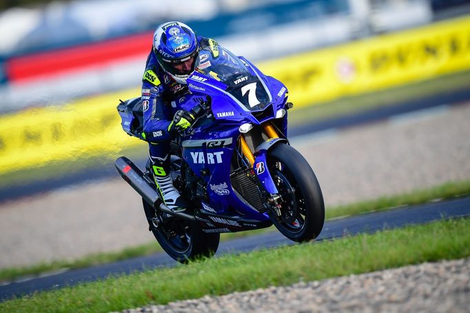 Karel Hanika na Yamaze YART Yamaha Official EWC Teamu