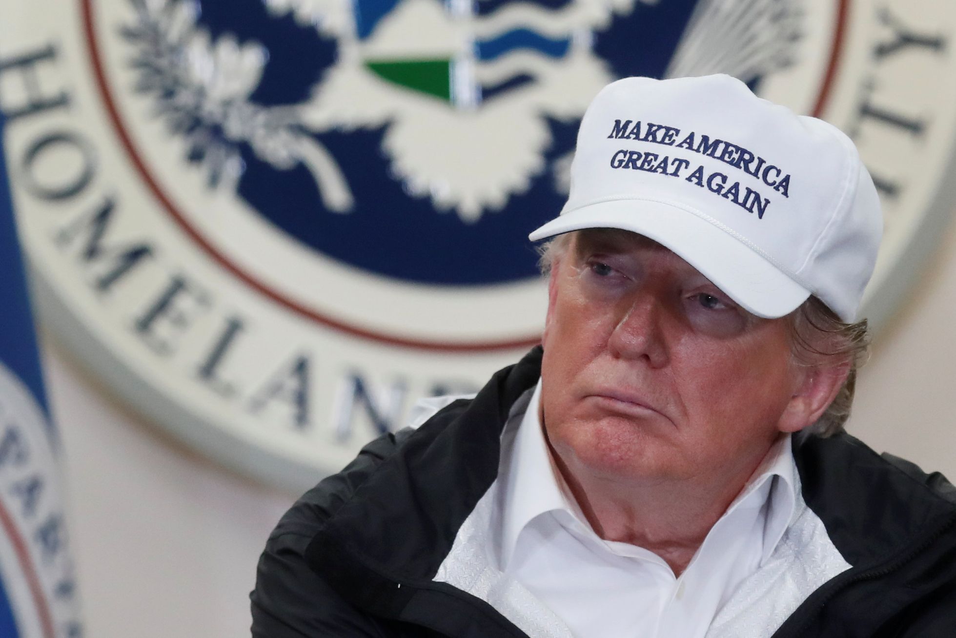 Trump na návštěvě americko-mexické hranici