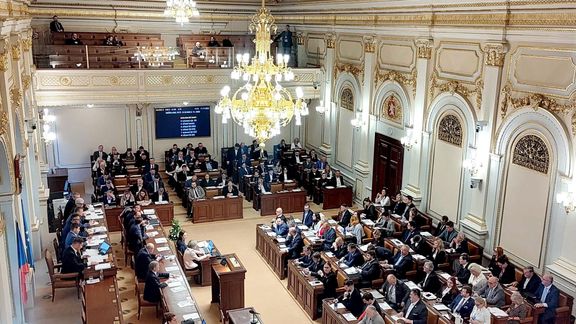 Poslanecká sněmovna, 11. listopadu 2025.