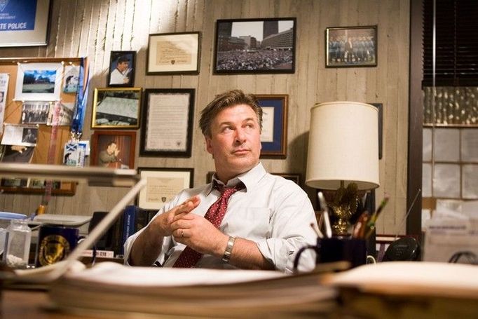 Alec Baldwin ve filmu Skrytá identita