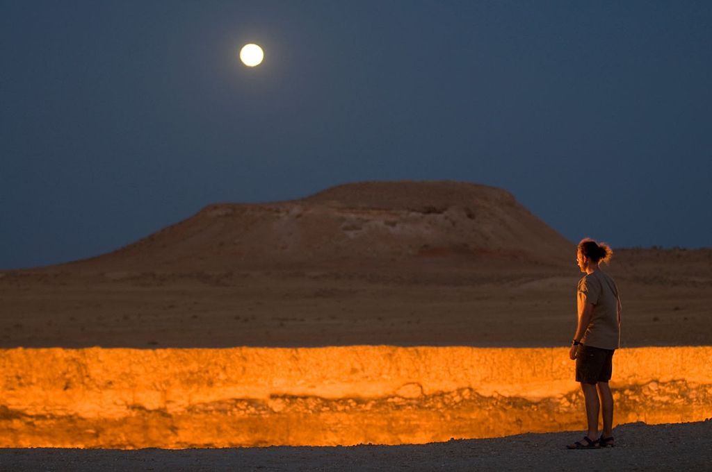 Fotogalerie: Brána do pekel v turkmenském podání