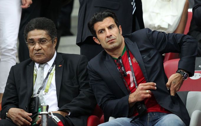 Eusébio a Luis Figo