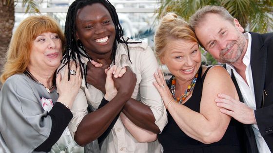 FOTO: Čínský bojovník, sexuální turistky, italští jižani a 007 na pláži