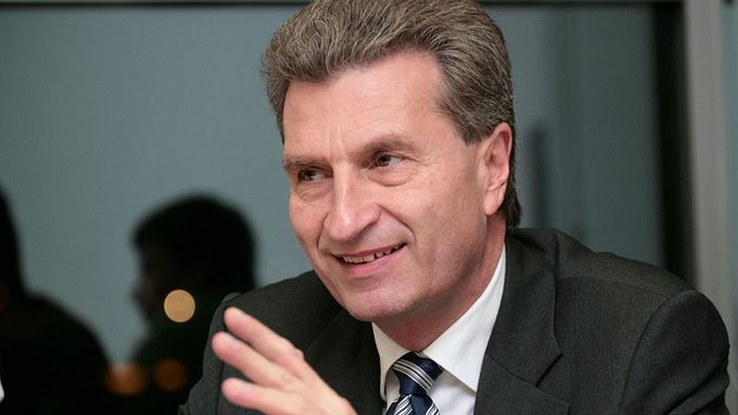 Komisař pro rozpočet Günther Oettinger