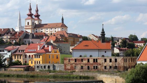 Fík má nábřeží. Za maxiprachy z evropských fondů