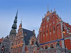 Riga - kostel sv. Petra, Dům Černohlavců