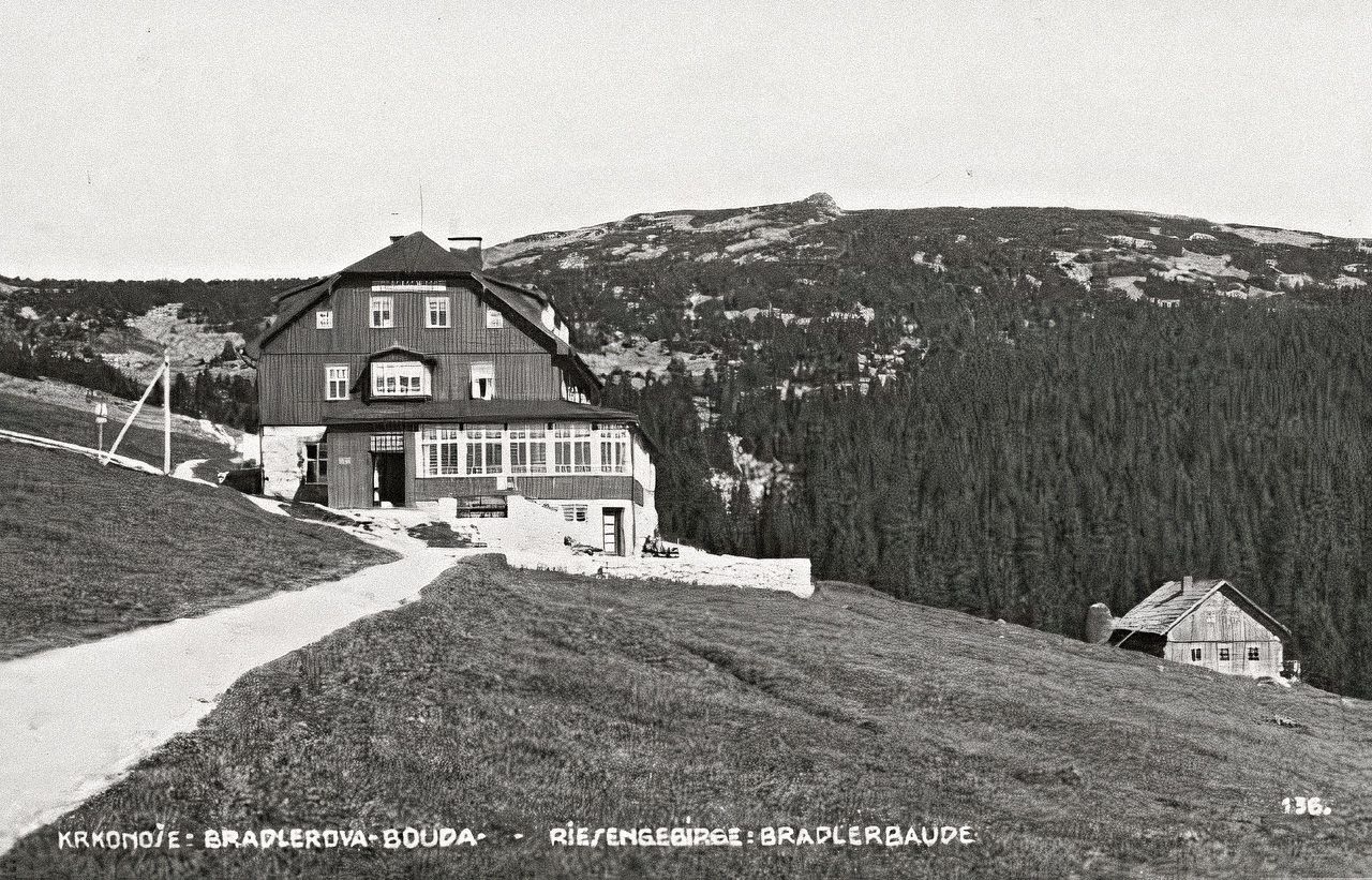 Brádlerova bouda, Krkonošské boudy, Krkonoše, hory, historie, pokračování, Domácí