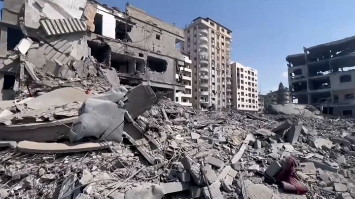 Srovnat Gazu se zemí. Analytička o oblíbeném výroku českých "válečníků od stolu"