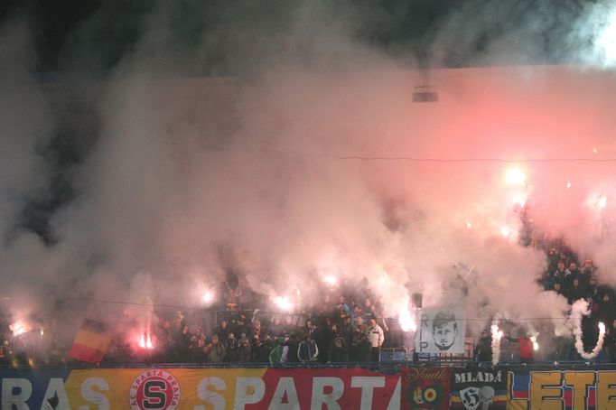 Fanoušci Sparty v ligovém zápase Sparta - Jablonec.