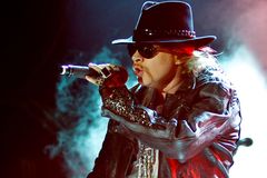 Do Prahy po sedmi letech zamíří Guns N' Roses. Rockeři zahrají začátkem července v Letňanech