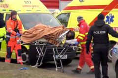 Požár bytového domu v Předlicích si vyžádal 20 zraněných, dvě děti skončily na JIP