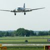 DC-3 na letišti v Ruzyni