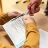 Testování na koronavir covid-19 na školách, škola, žáci, školství, učitelé, antigenní test, výuka