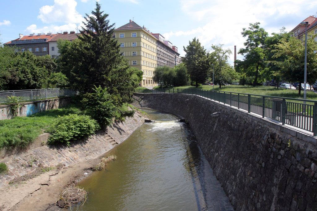 Rokytka měsíc po povodni