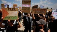 Protest calling for the end of the conflict in Gaza by Israel-Gaza border