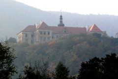 Hundreds of Czech landmarks decay beyond repair