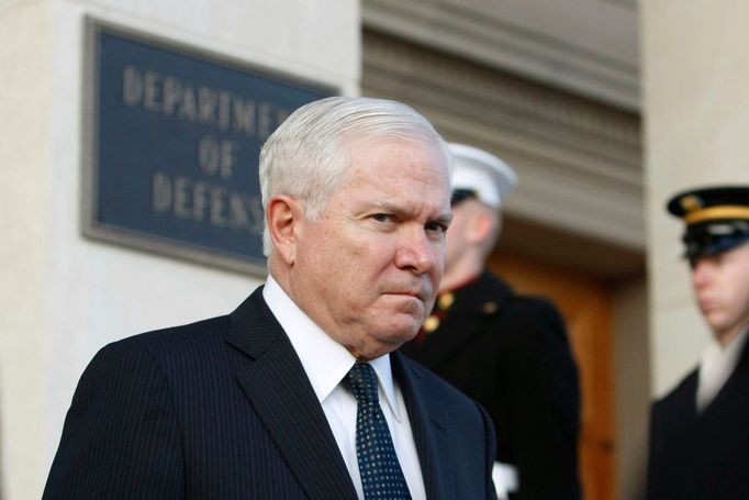 Šéf Pentagonu Robert Gates má důvod k chmurám.