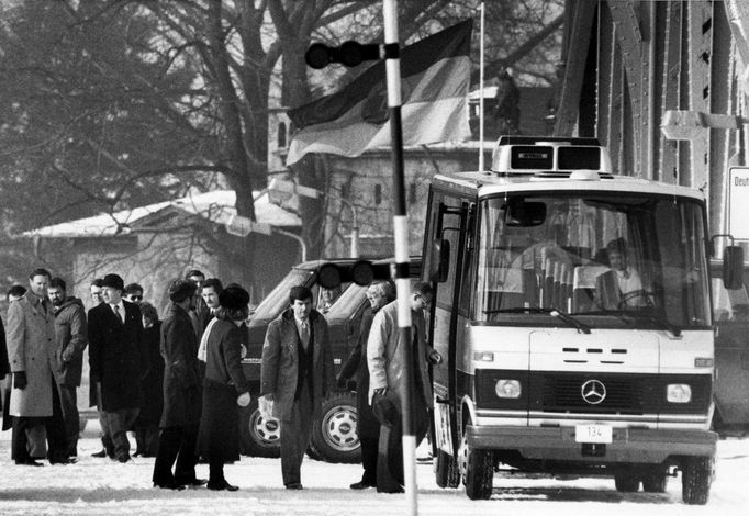 Glienický most, 11. února 1986. Poslední velká výměna agentů za studené války.