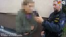 Opila žena nabourala na kruhovém objezdu i na rovince, policie pomalu nedokázala ani nadýchat.