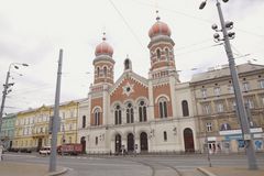 Synagoga v Plzni patří k největším na světě. Nacisté z ní udělali textilku