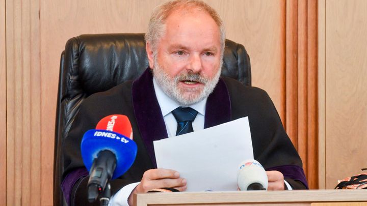 Soudce v kauze Nečesaný, který označil rozhodnutí za špatné, dostal výtku
