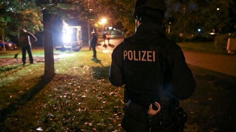 Němci migraci nezvládají, rostoucí kriminalita je jen špičkou ledovce, tvrdí poslanec