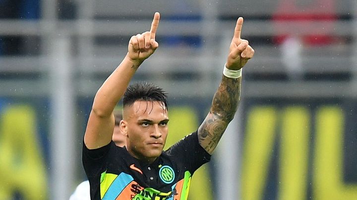 Z 0:2 na 4:2. Inter otočil zápas proti Empoli a vede italskou ligu; Zdroj foto: Reuters