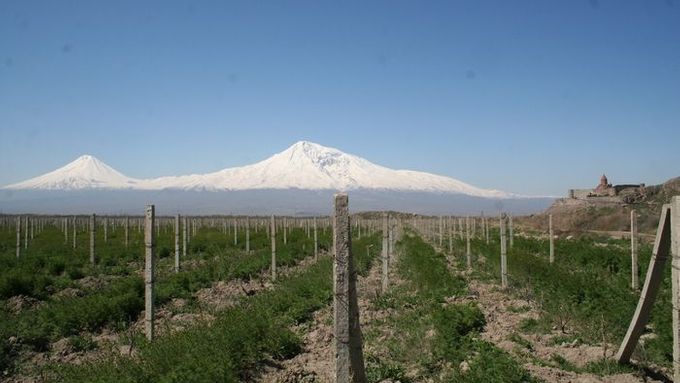 Hora Ararat na pomezí Turecka, Arménie a Íránu