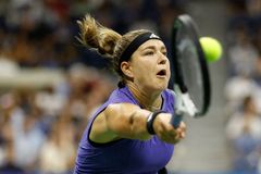 Skvělá Muchová vyřídila na US Open hvězdnou Ósakaovou. Menšík zvládl pětisetové drama