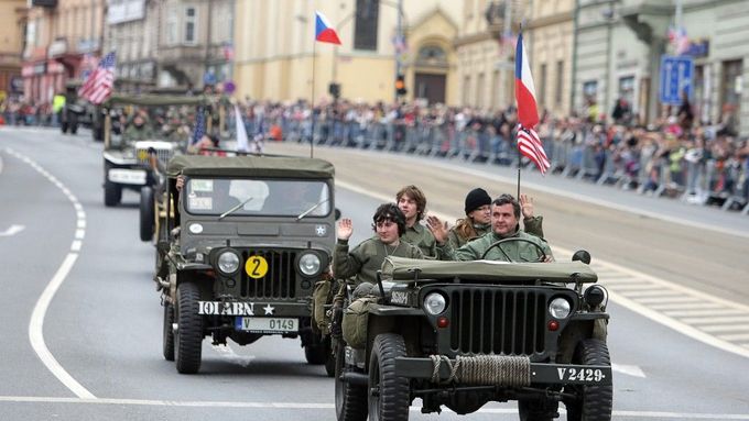 Oslavy osvobození v Plzni na archivním snímku z května 2010