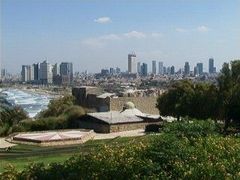 Hotely v největších izraeslkých městech a letoviscích většina zahraničních turistů však již dávno opustila.