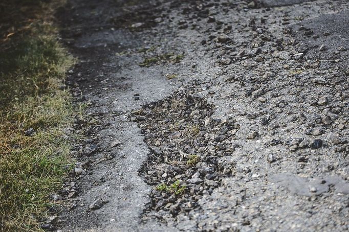 Sobotní ráno čekaly na jezdce opravdu těžké a rozbyté průjezdy.