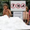 Sněhová bitva v parném létě