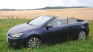 Volkswagen Golf je prvním z levnějších vozů, který má plátěnou střechu. S motorem 1,2 TSI stojí 519 900 Kč.