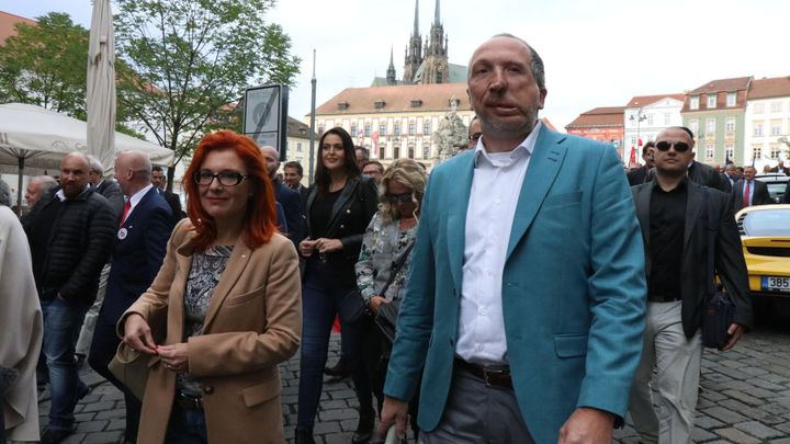 Foto: Členové Trikolóry se sjeli do Brna. Na sněmu zvolili Klause šéfem hnutí