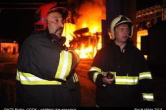 Požár bytu v České Lípě zavinila závada na bojleru. Dům opustilo 40 lidí, čtyři se nadýchali kouře