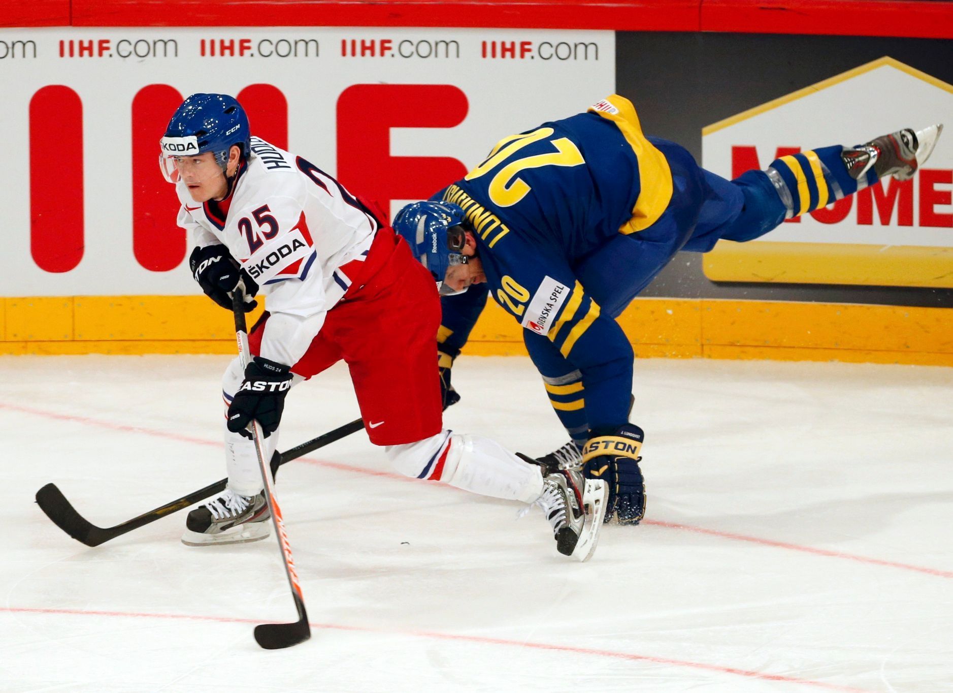 MS v hokeji 2013, Česko - Švédsko: Jiří Hudler - Joel Lundqvist
