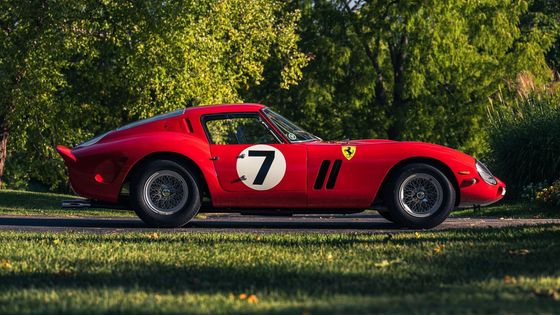 Druhé nejdražší auto světa Ferrari 330 LM/250 GTO za skoro 1,2 miliardy korun.