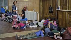 uprchlíci, ukrajinci, romové, hlavní nádraží