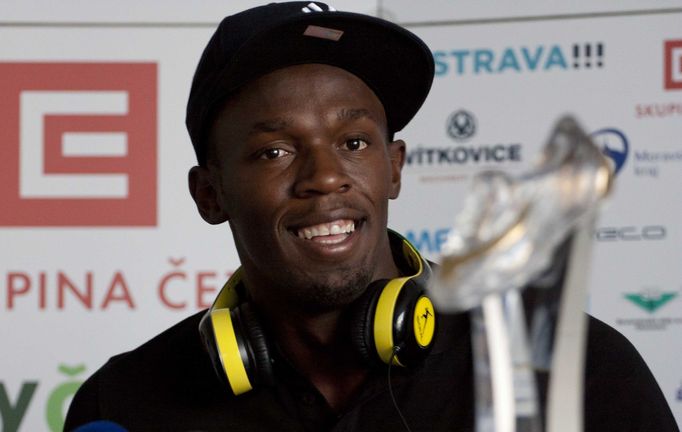 Usain Bolt na tiskové konferenci před Zlatou tretrou