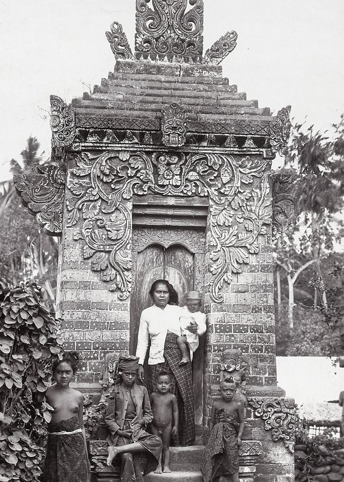 Bali. Fotografie z 20. Let 20. století, kterou pořídil přerovský rodák a cestovatel Bohumil Pospíšil.