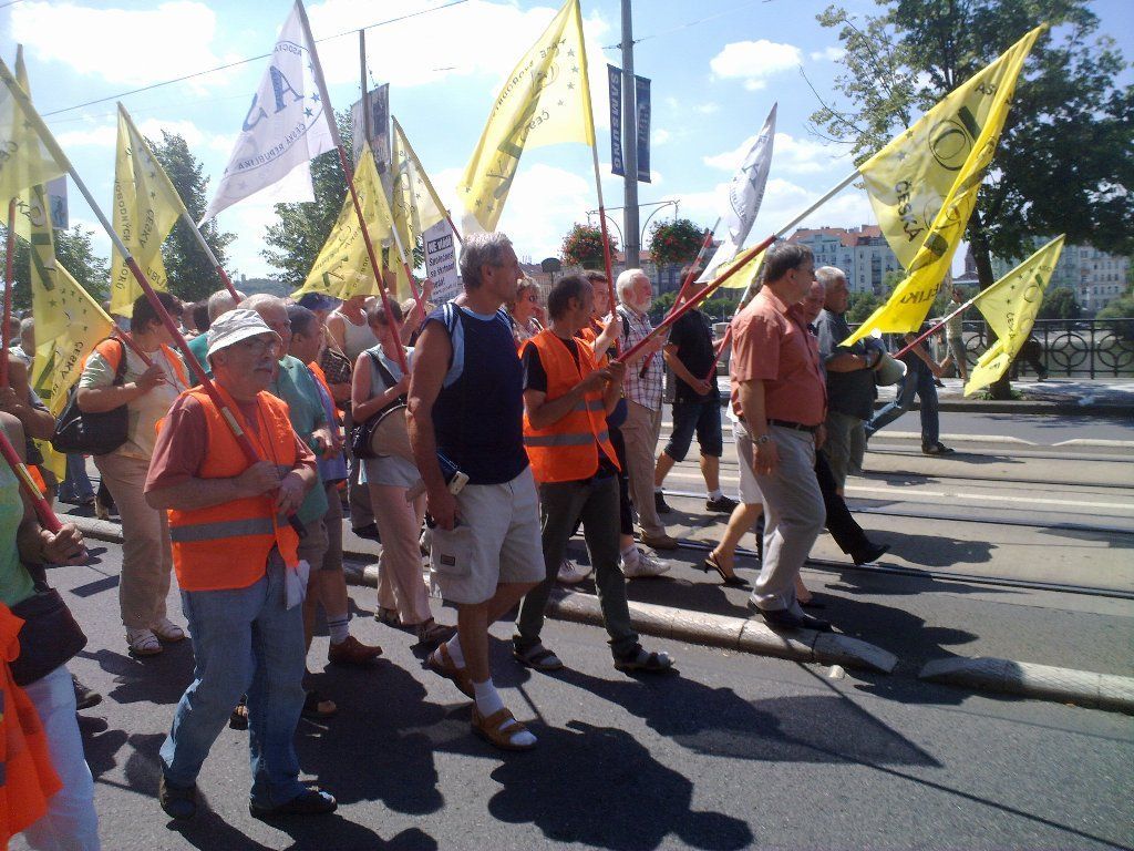 Odbory protestují protí zdravotní reformě
