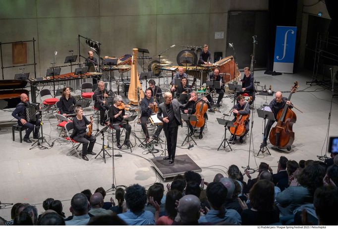 Na snímku z druhého dne je vystoupení Klangfora Wien.